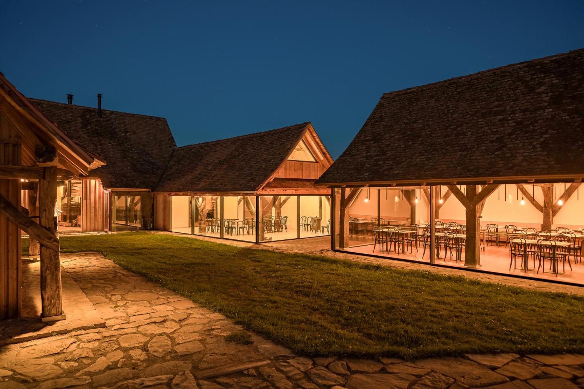 Mesendorf Gasthaus Extérieur photo